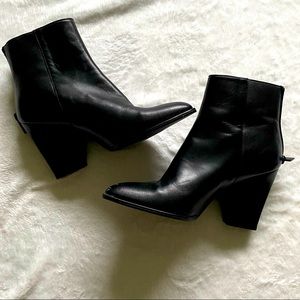 stuart weitzman booties